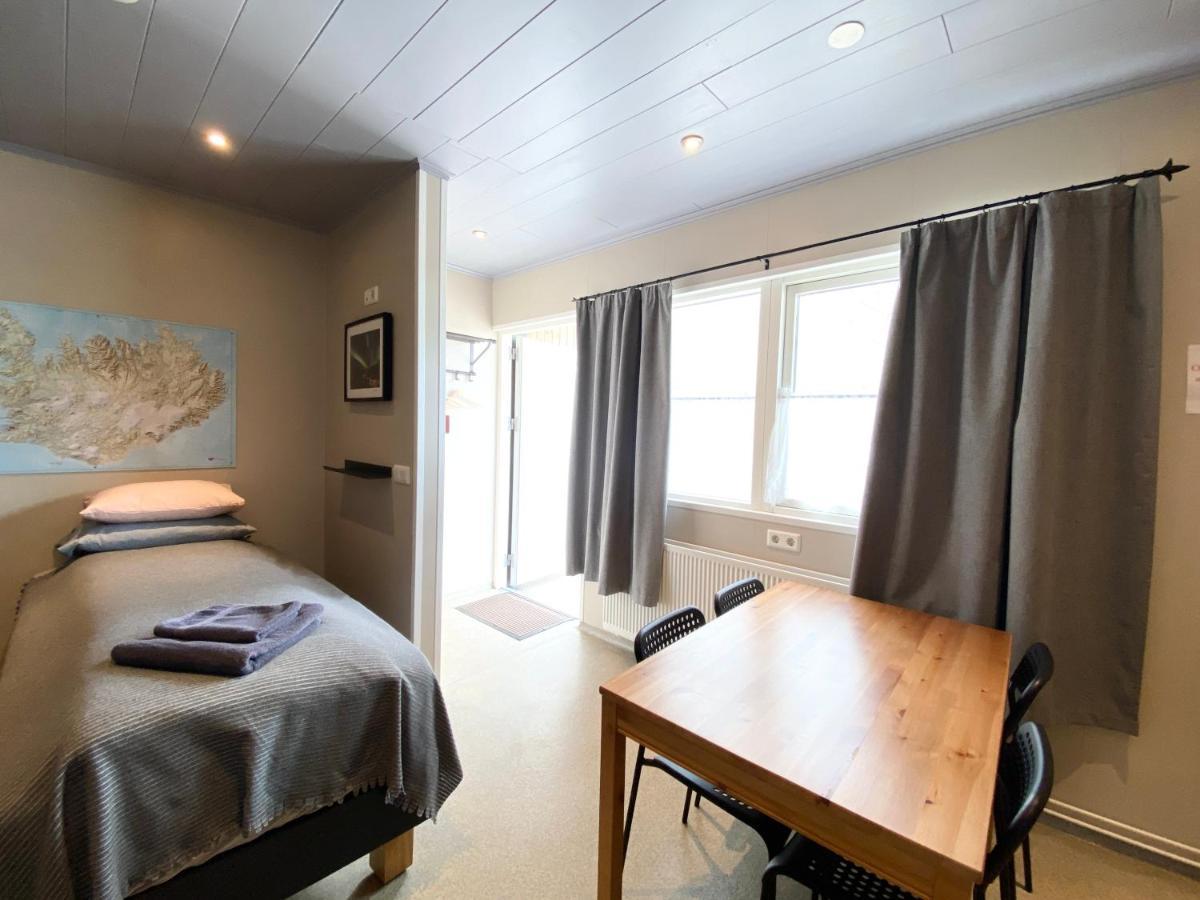 Studio Apartments Сейдисфьордюр Экстерьер фото
